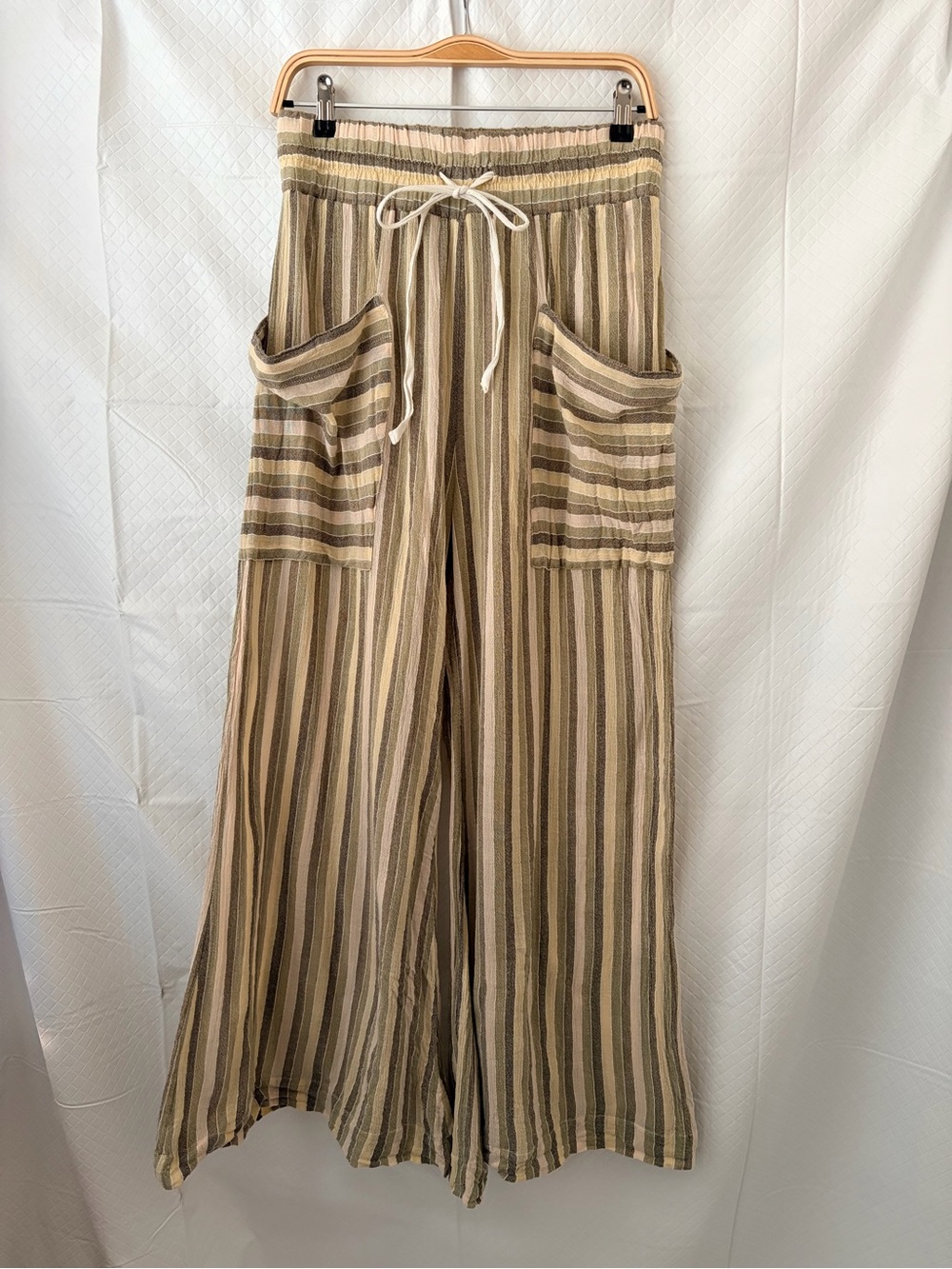 Free People Jones Beach MEDIUM Striped Wide Leg Drawstring Pants Flowy Light